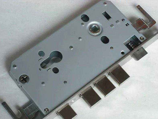 河东24小时上门开锁公司